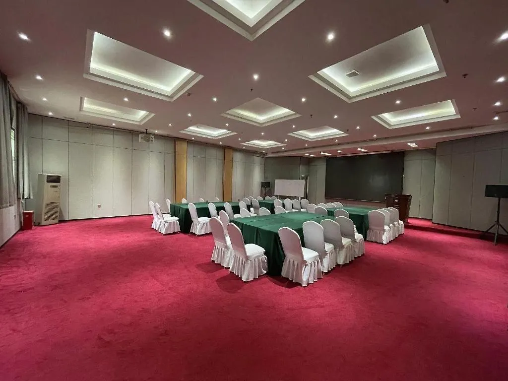 فندق Jinjiang Metropolo Zhengzhou Songshan Road
